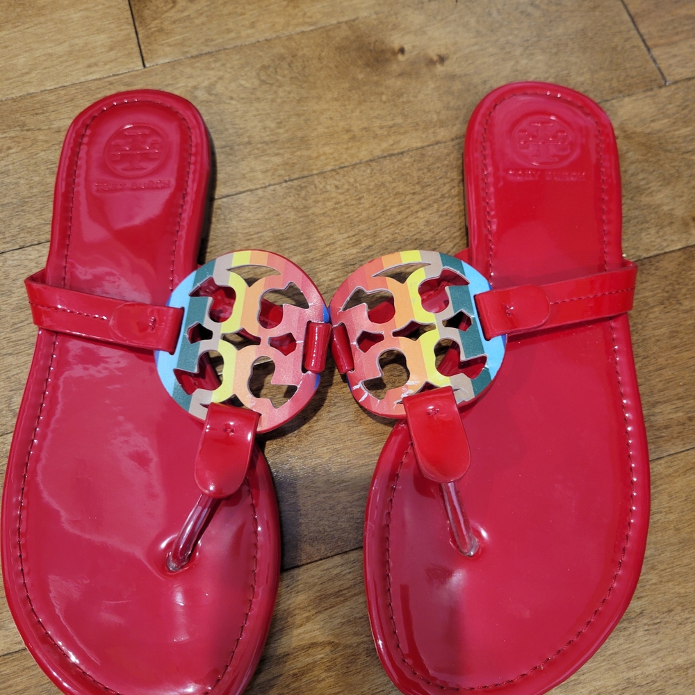 Red Patent Miller Tory Burch Thong Sandals with Colorful Logo